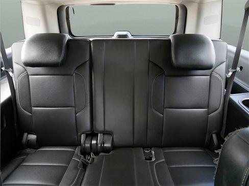 Used 2019 Chevrolet Suburban Premier w/ Max Trailering Package image 12