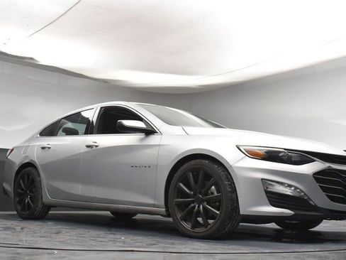 Used 2022 Chevrolet Malibu LT FWD image 31