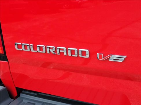 Used 2019 Chevrolet Colorado W/T w/ WT Convenience Package AWD/4WD image 7