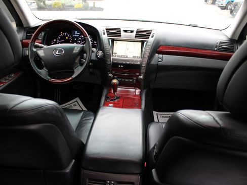 Used 2007 Lexus LS 460 Luxury image 15