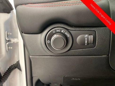 Used 2025 Dodge Durango GT AWD/4WD image 19