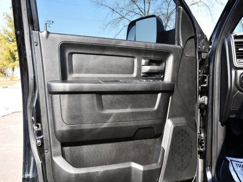 Used 2021 RAM 2500 Tradesman w/ Chrome Appearance Group image 15