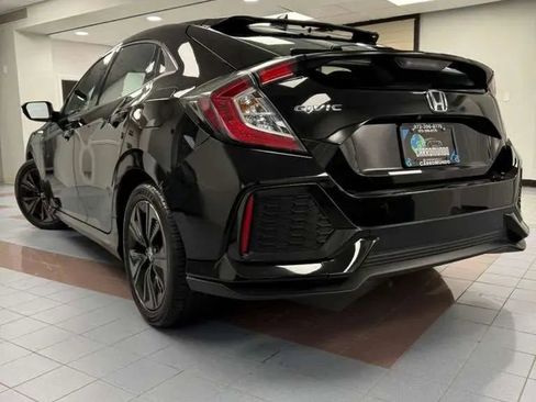 Used 2017 Honda Civic EX image 4
