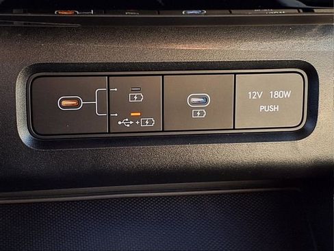 New 2026 Hyundai Tucson Limited image 17