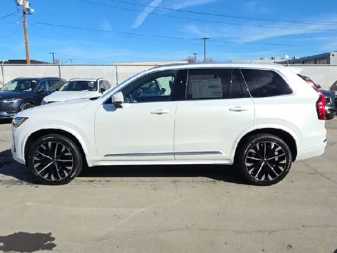 New 2026 Volvo XC90 B6 Ultra image 5