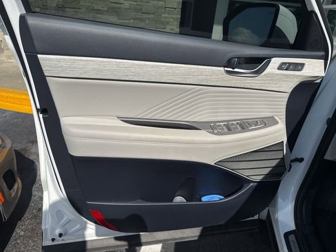 Used 2024 Hyundai Palisade Calligraphy FWD image 8