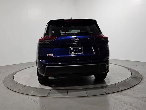 New 2026 Nissan Rogue SV AWD/4WD image 4