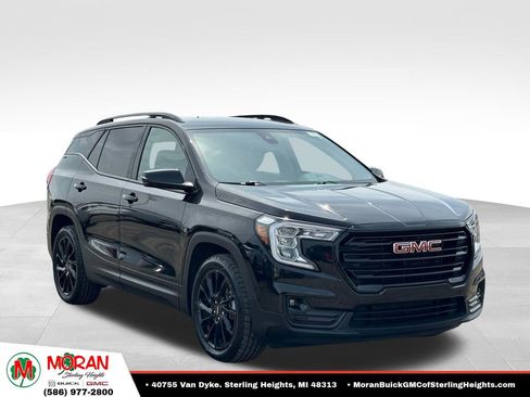 Certified 2023 GMC Terrain SLT w/ Elevation Edition FWD image 7