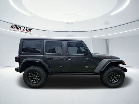 New 2025 Jeep Wrangler Rubicon w/ XTREMEE 35" Tire Package image 2