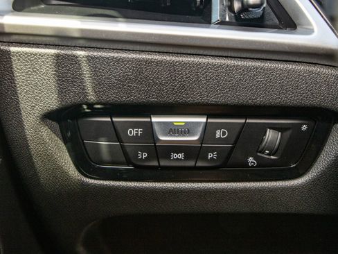 Used 2025 BMW M240i xDrive Coupe image 21