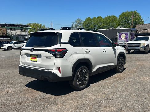 New 2026 Subaru Forester Touring AWD/4WD image 8