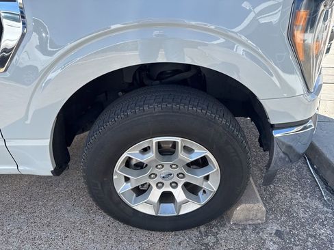 Used 2023 Ford F150 XLT image 4