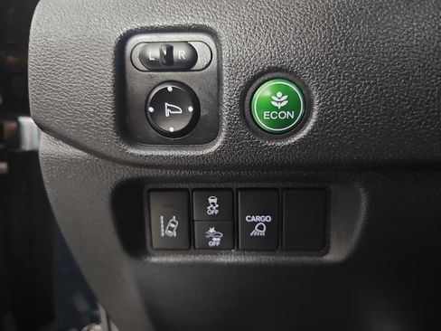 Used 2020 Honda Ridgeline Sport image 35