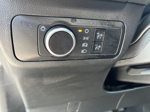 Used 2025 Ford Escape ST-Line AWD/4WD image 19