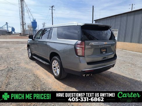Used 2023 Chevrolet Suburban Premier image 7