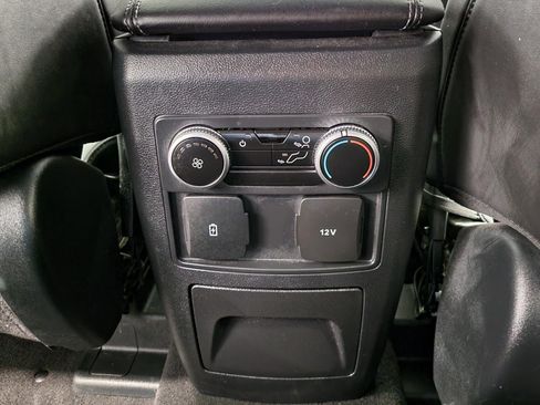 Used 2024 Ford Explorer XLT w/ Equipment Group 202A AWD/4WD image 22