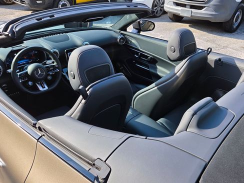 Used 2022 Mercedes-Benz SL 63 AMG 4MATIC image 42