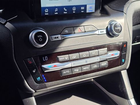 Used 2020 Ford Explorer ST w/ ST Street Pack image 27