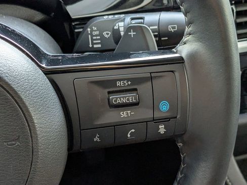 Used 2025 Nissan Pathfinder SL w/ SL Premium Package FWD image 24