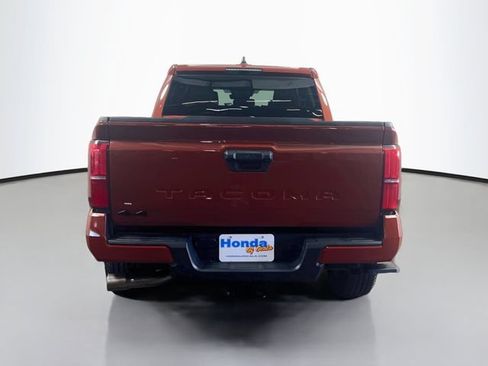 Used 2025 Toyota Tacoma TRD Sport AWD/4WD image 18