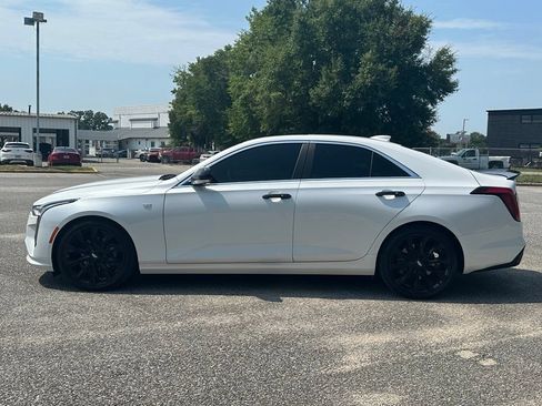 Used 2023 Cadillac CT4 Luxury w/ LPO, ONYX Package RWD image 3