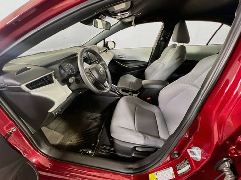 Used 2025 Toyota Corolla SE FWD image 20
