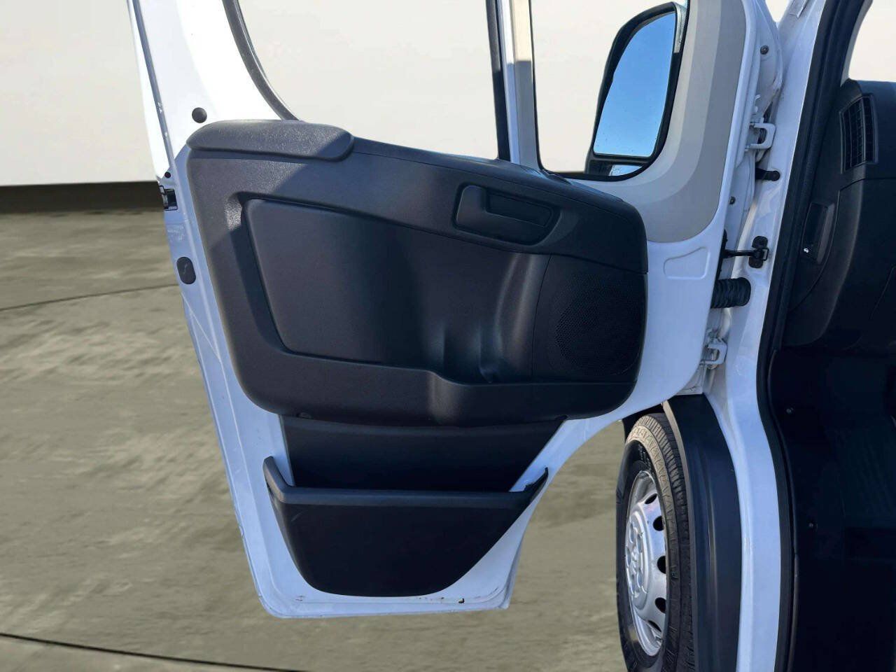 Used 2018 RAM ProMaster 1500 FWD image 12