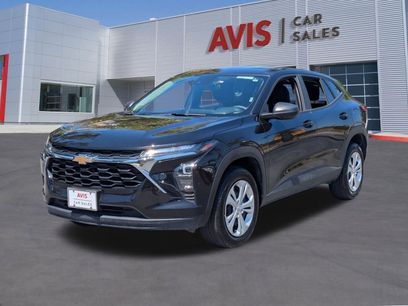 Used 2025 Chevrolet Trax LS