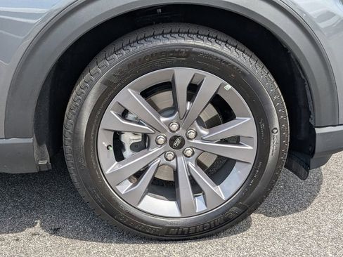 New 2026 Ford Explorer Active w/ Active Comfort Package AWD/4WD image 11