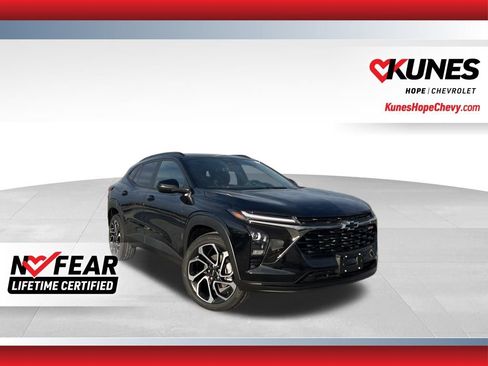 New 2026 Chevrolet Trax RS w/ Sunroof Package image 1