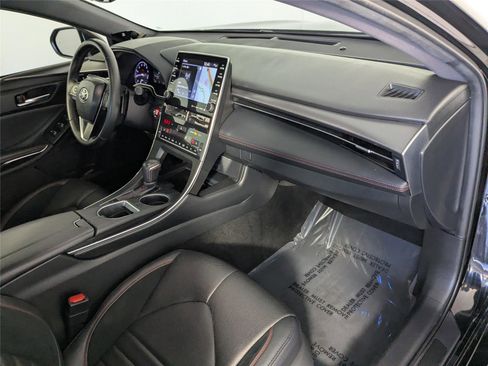 Certified 2020 Toyota Avalon TRD image 28