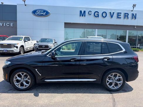 Used 2023 BMW X3 xDrive30i w/ Premium Essential Package AWD/4WD image 3