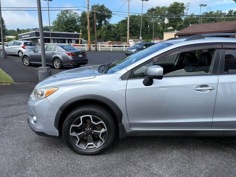 Used 2013 Subaru Crosstrek 2.0i Limited AWD/4WD image 9
