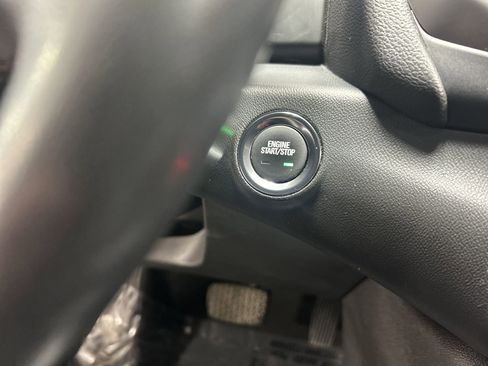 Certified 2022 GMC Terrain AT4 AWD/4WD image 18