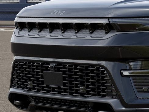 New 2026 Jeep Grand Wagoneer 4WD image 24