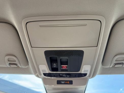 Used 2023 Honda Accord EX image 17