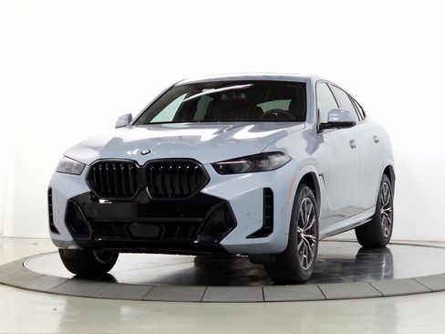 New 2026 BMW X6 xDrive40i w/ Premium Package image 3