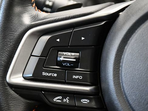 Used 2019 Subaru Crosstrek 2.0i Limited w/ Moonroof Package w/Navigation AWD/4WD image 21