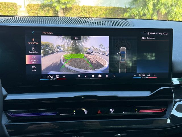 Used 2024 BMW 530i w/ Convenience Package RWD image 29