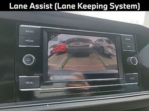 Used 2023 Volkswagen Jetta Sport image 17