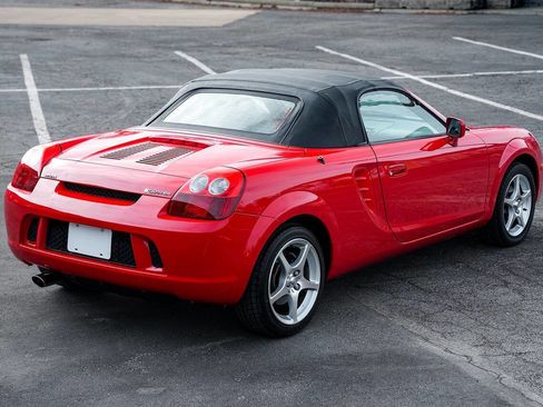 Used 2003 Toyota MR2 image 74