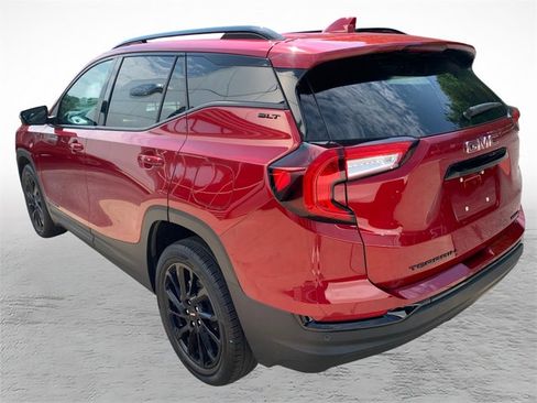 Used 2023 GMC Terrain SLT w/ Tech Package AWD/4WD image 4