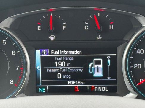 Used 2019 Chevrolet Traverse LT w/ LT Premium Package image 23