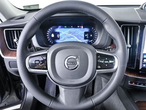 Used 2024 Volvo XC60 B5 Ultimate AWD/4WD image 11