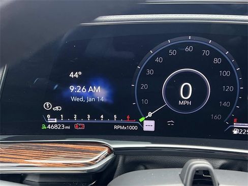 Certified 2024 Cadillac Escalade Premium Luxury w/ Performance Package image 24