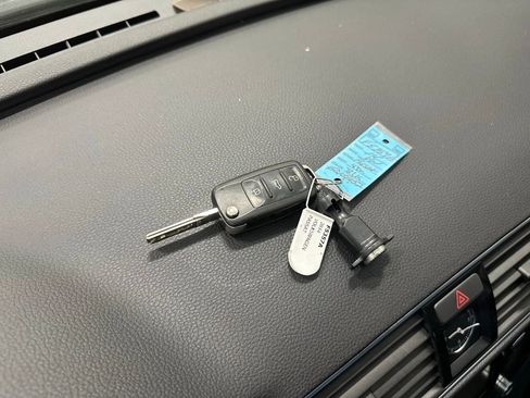 Used 2014 Volkswagen Passat TDI SE image 28