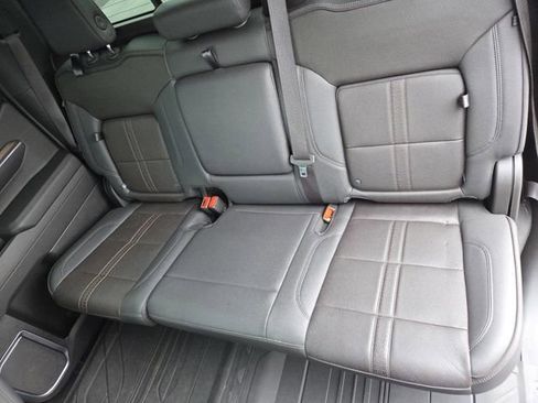 Used 2024 Chevrolet Silverado 1500 High Country w/ High Country Premium Package AWD/4WD image 31