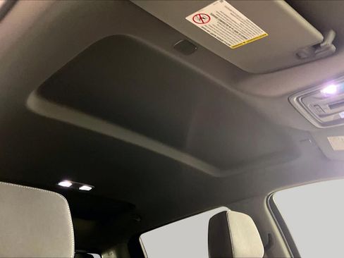 Used 2022 Chevrolet Silverado 3500 LT w/ Convenience Package AWD/4WD image 14
