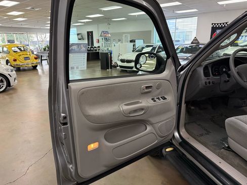 Used 2005 Toyota Tundra SR5 image 19