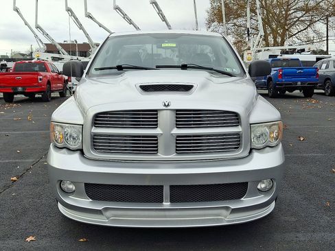Used 2004 Dodge Ram 1500 Truck 2WD Regular Cab image 3
